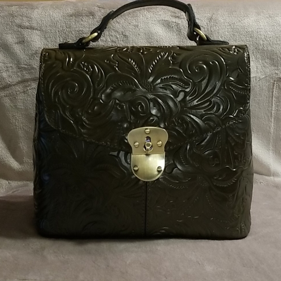 patricia nash sinclair leather convertible backpack